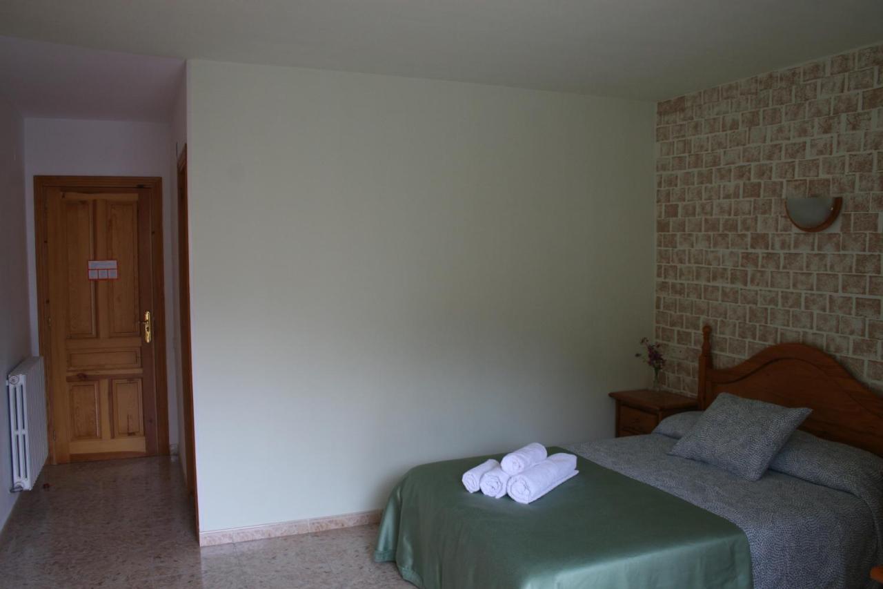 Guest house Fonda Naval Escalona (Huesca)